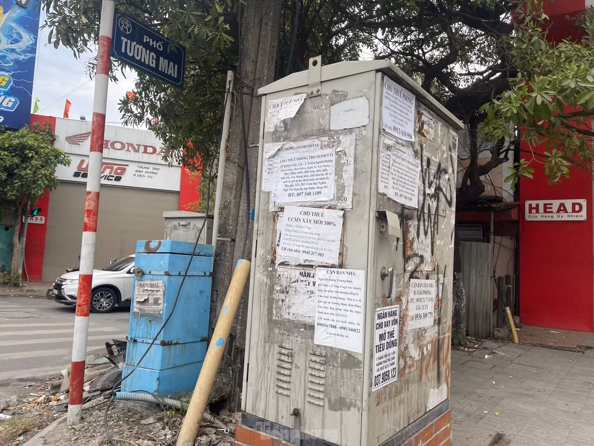 Ở góc độ khách hàng, chị Thanh Phương và nhiều người bày tỏ, nếu các chủ mặt bằng không chịu giảm giá cho thuê, tăng thời gian thanh toán tiền thuê nhà thì thời gian tới sẽ còn nhiều mặt bằng bị trả nữa...