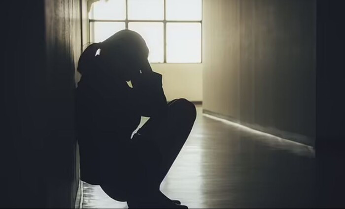 Bi cuong buc, thai phu cau cuu nguoi di duong va cai ket tham