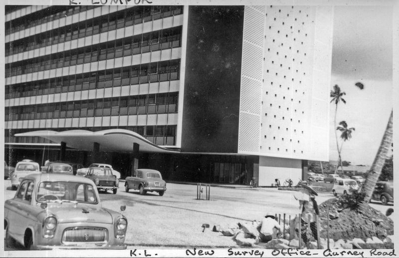 Một tòa nhà văn phòng mới trên đường Gurney của thành phố Kuala Lumpur.