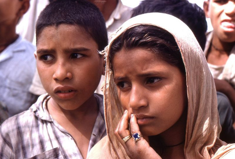 Chân dung một thiếu nữ ở thành phố cổ Mandu.