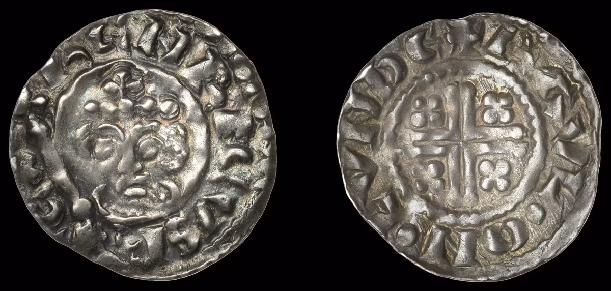 Năm 1158, vua Henry II của Anh đã cho chế ra một loại tiền đúc chất lượng cao, dựa trên nguyên mẫu là đồng penny bạc, với một dấu chữ thập. Đồng tiền này được lưu hành tới 100 năm.
