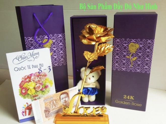 Ngày 8/3, xuất hiện hoa hồng mạ vàng giá chỉ 10.000 đồng/bông Ngay 8/3, xuat hien hoa hong ma vang gia chi 10.000 dong/bong
