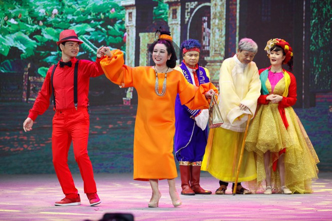 NSƯT Xuân Bắc lên tiếng về thông tin Táo quân 2021 trở lại - Hình 2 NSUT Xuan Bac len tieng ve thong tin Tao quan 2021 tro lai-Hinh-2