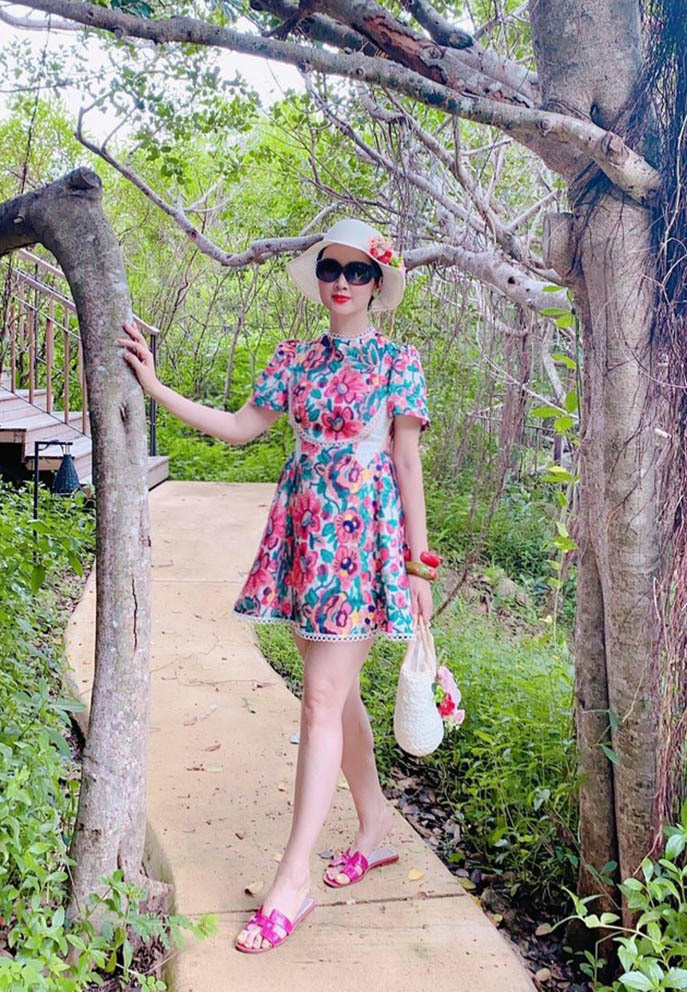 Hoa hậu Giáng My luôn trẻ trung trong mỗi tấm ảnh được đăng tải trên mạng xã hội.