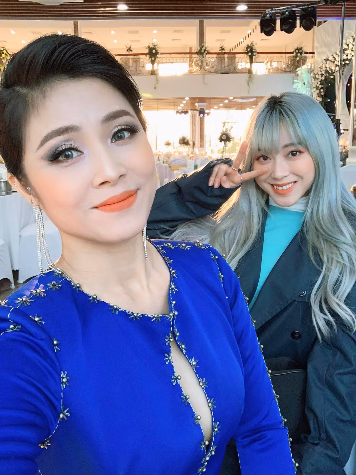 Diva Thanh Lam e ap ben ban trai bac si-Hinh-2