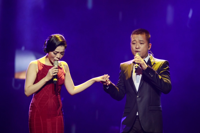 Tuan Hung an uong cung chong cu Le Quyen, tam su gay chu y-Hinh-3