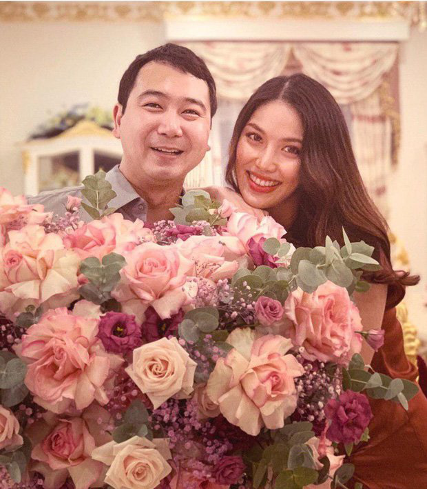 Lan Khuê tình tứ bên chồng đại gia kỷ niệm 1 năm cưới - Hình 5 Lan Khue tinh tu ben chong dai gia ky niem 1 nam cuoi-Hinh-5