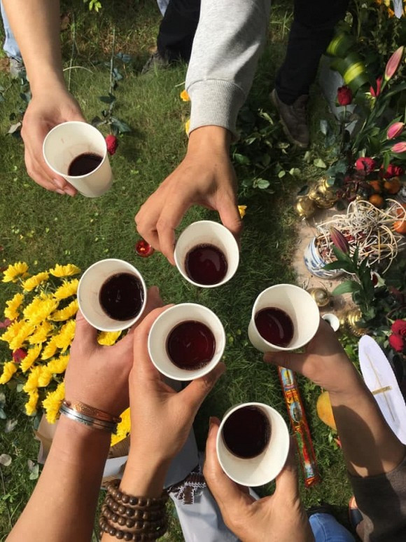 Ngày 17/3, ca sĩ Trần Lập qua đời tại nhà riêng ở Hà Nội sau gần 5 tháng chiến đấu với căn bệnh ung thư trực tràng. Anh ra đi ở tuổi 42 khi sự nghiệp đang dang dở, hai con còn nhỏ. Trần Lập được an nghỉ tại Công viên Nghĩa trang Thiên Đức (Phú Thọ).