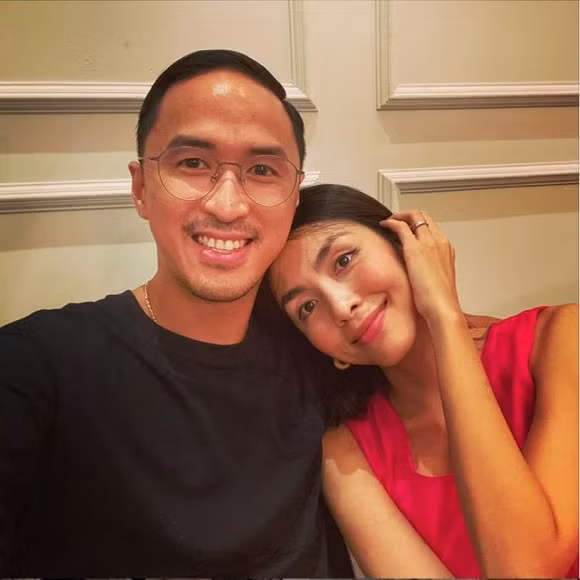 Em chong chuc mung Tang Thanh Ha ki niem 8 nam ngay cuoi-Hinh-6