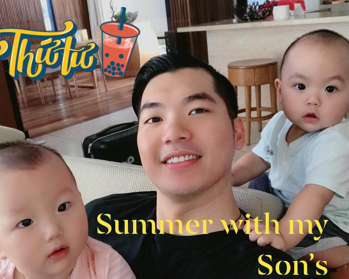 Sau khi có con, anh cũng thoải mái hơn khi chia sẻ hình ảnh, cuộc sống gia đình với khán giả.