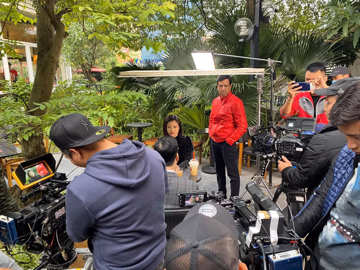 Loat anh khong co tren song VTV cua “Ho so ca sau“