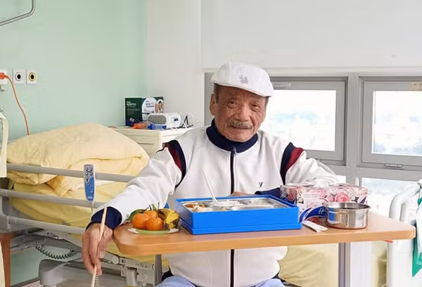 Vo NSND Tran Hieu sut 3kg khi chong gap tai nan