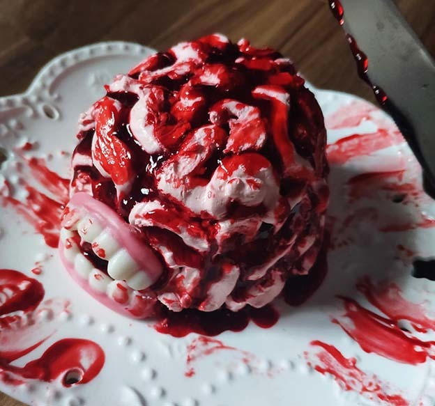 Ron nguoi chiec banh “ma quai” xuat hien tren pho Ha Noi-Hinh-4