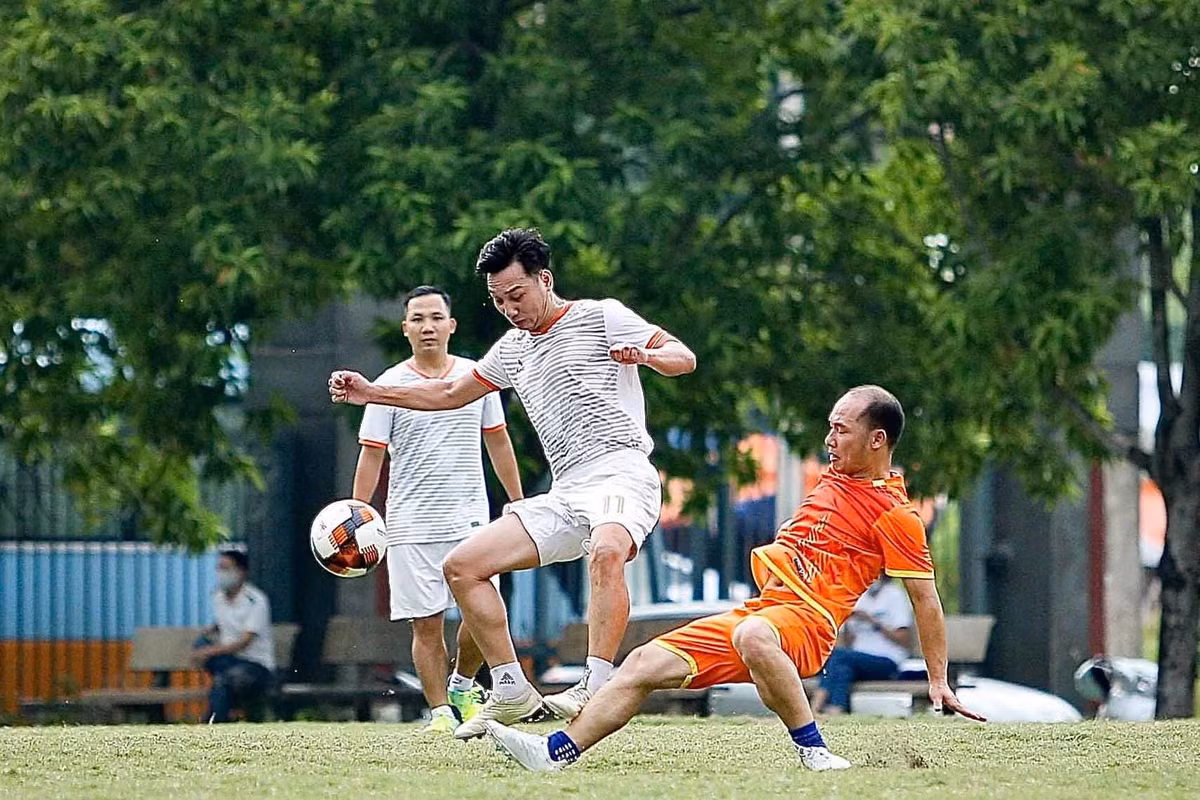 MC Thanh Trung bi dut day chang chan phai-Hinh-2