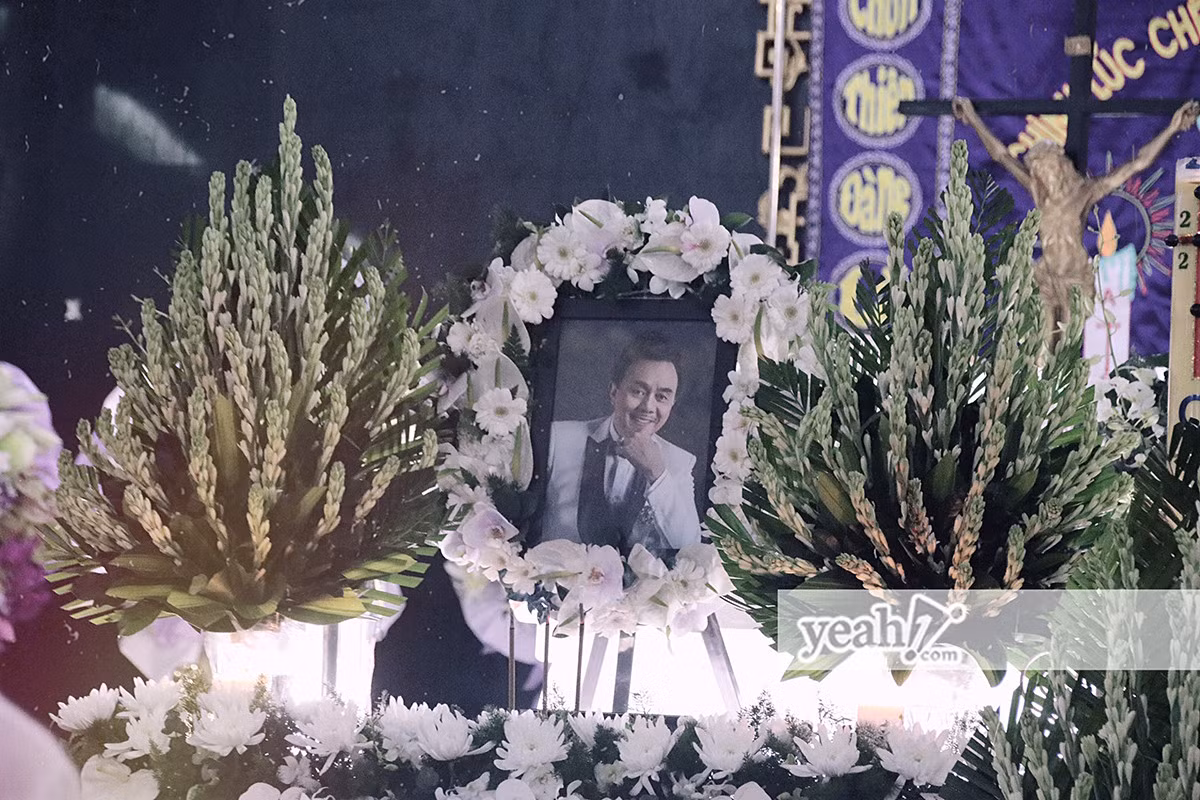 Tại Mỹ, tang lễ của cố nghệ sĩ Chí Tài sẽ diễn ra trong 2 ngày 18,19/12. Trong đó lễ thăm viếng từ 11h đến 17h ngày 18/12, thi hài sau đó sẽ được hỏa táng vào lúc 13h ngày 19/12 (tất cả đều theo giờ Mỹ). 