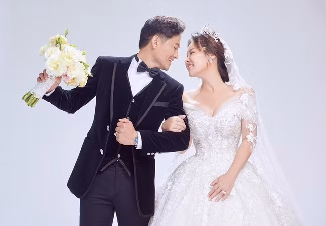 Cả 2 hiện tại mong muốn có con song họ quan niệm con là của Trời cho nên để mọi thứ tự nhiên.