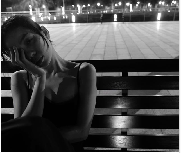 Le Quyen bat ngo thu nhan 