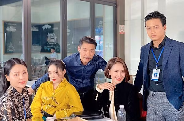 NSND Cong Ly gia dan ben Quynh Kool, Hong Diem