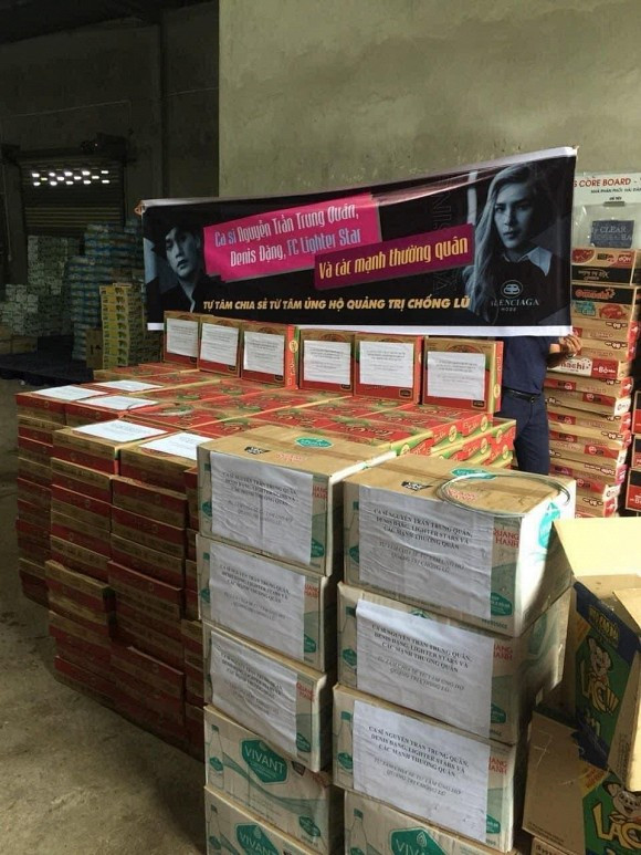 Trung Quan - Denis Dang gay tranh cai khi in ten len qua tu thien-Hinh-2