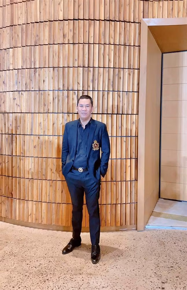 Vo chong Le Quyen nhu 