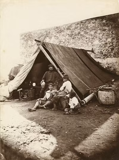 2. Năm 1908, tại Messina (Italy): Ngày 28/12/1908, trận động đất mạnh 7,5 độ Richter kéo theo sóng thần cao 12 m đã xảy ra ở dải Messina ngăn cách Sicily và Calabria (Italy). Hơn 80.000 người chết và hàng chục thị trấn bị phá hủy. Các cư dân tại Messina phải đến định cư tại các thành phố khác ở Italy.