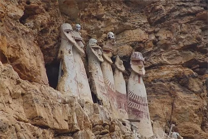 Một thời gian ngắn sau cơn động đất, các nhà khoa học đã tiến hành một cuộc tìm kiếm quy mô tại khe núi nơi chiếc quách purunmachu kỳ lạ đột nhiên phát lộ, và họ đã tìm ra thêm bảy chiếc quách khác đã "ngủ quên" nhiều thế kỷ nơi đây.