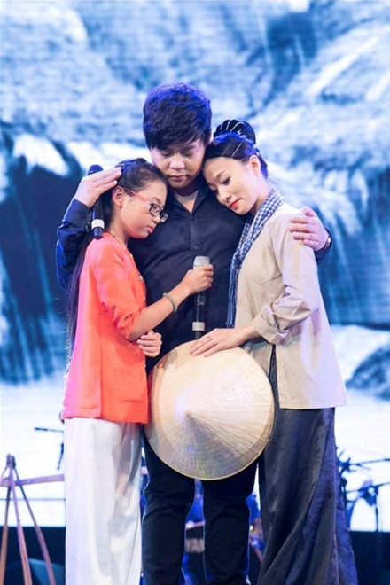 Một hình ảnh đẹp của Mỹ Chi trong show của Quang Lê tối qua.