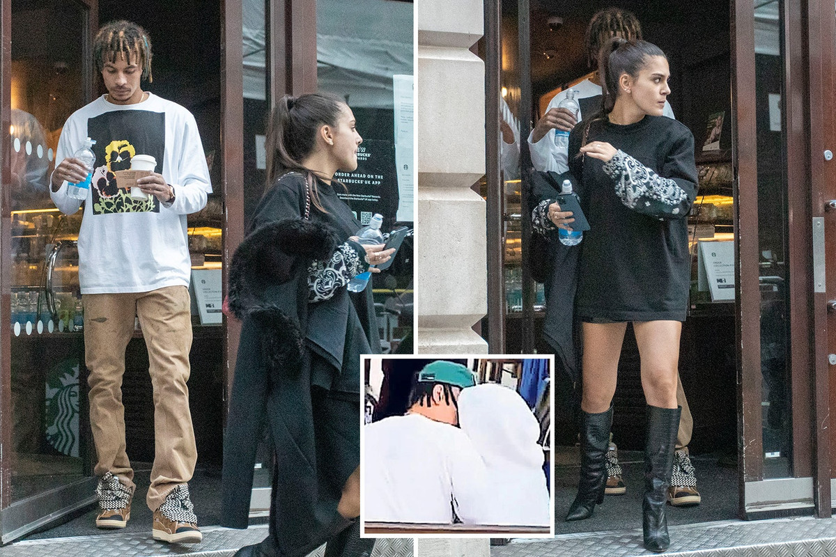 Maria từng vướng vào tin đồn hẹn hò Dele Alli hồi tháng 5/2021. Truyền thông Anh bắt gặp cảnh đôi tình nhân có những cử chỉ tình tứ trong quán bar trên sân thượng nổi tiếng tại London.