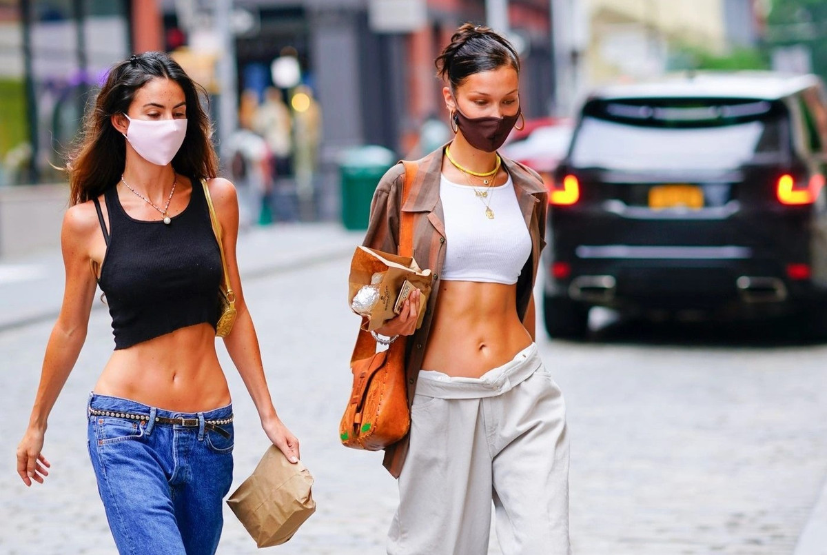 Tranh cai khong hoi ket ve kieu 'mac quan quen keo khoa'-Hinh-5