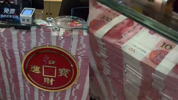 Nha hang xep 50 ty dong tien mat trong tu kinh de khach check-in-Hinh-2