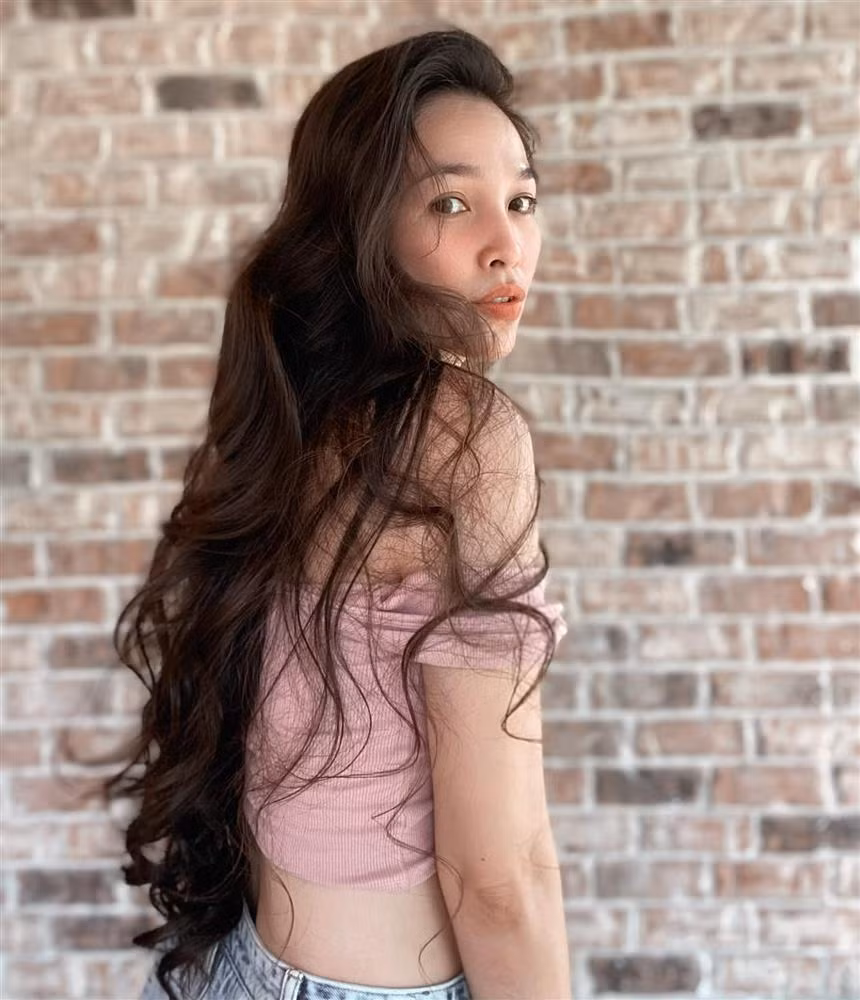 Hien Thuc dau don, am anh khi con gai vao tuoi 15-Hinh-3