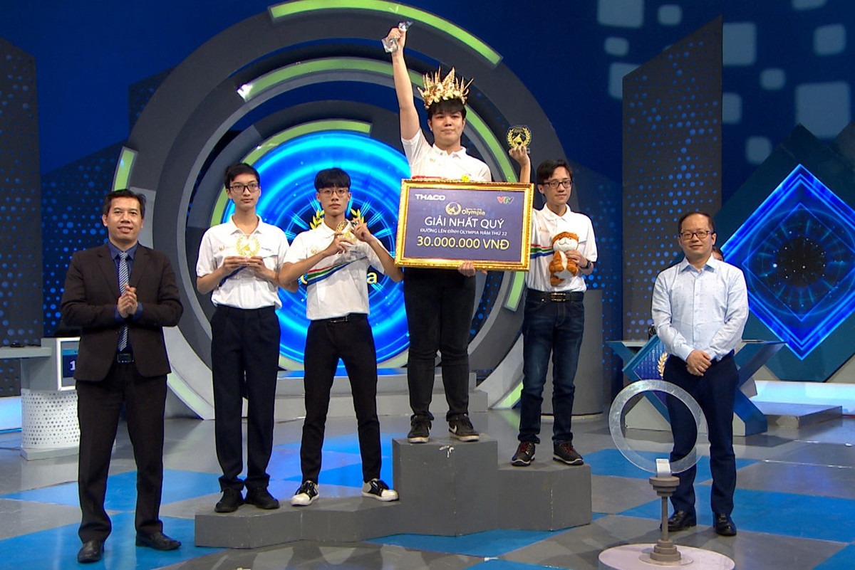 Hoc sinh dau tien mang cau truyen hinh Olympia ve Thai Binh