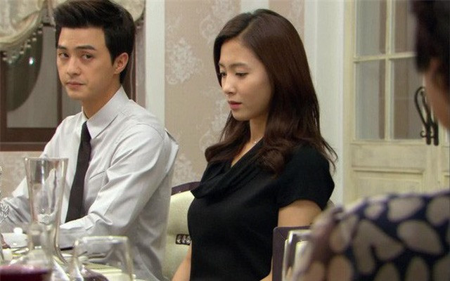 Me anh hoi lam nghe gi, ban trai buong mot cau khien toi be bang-Hinh-2