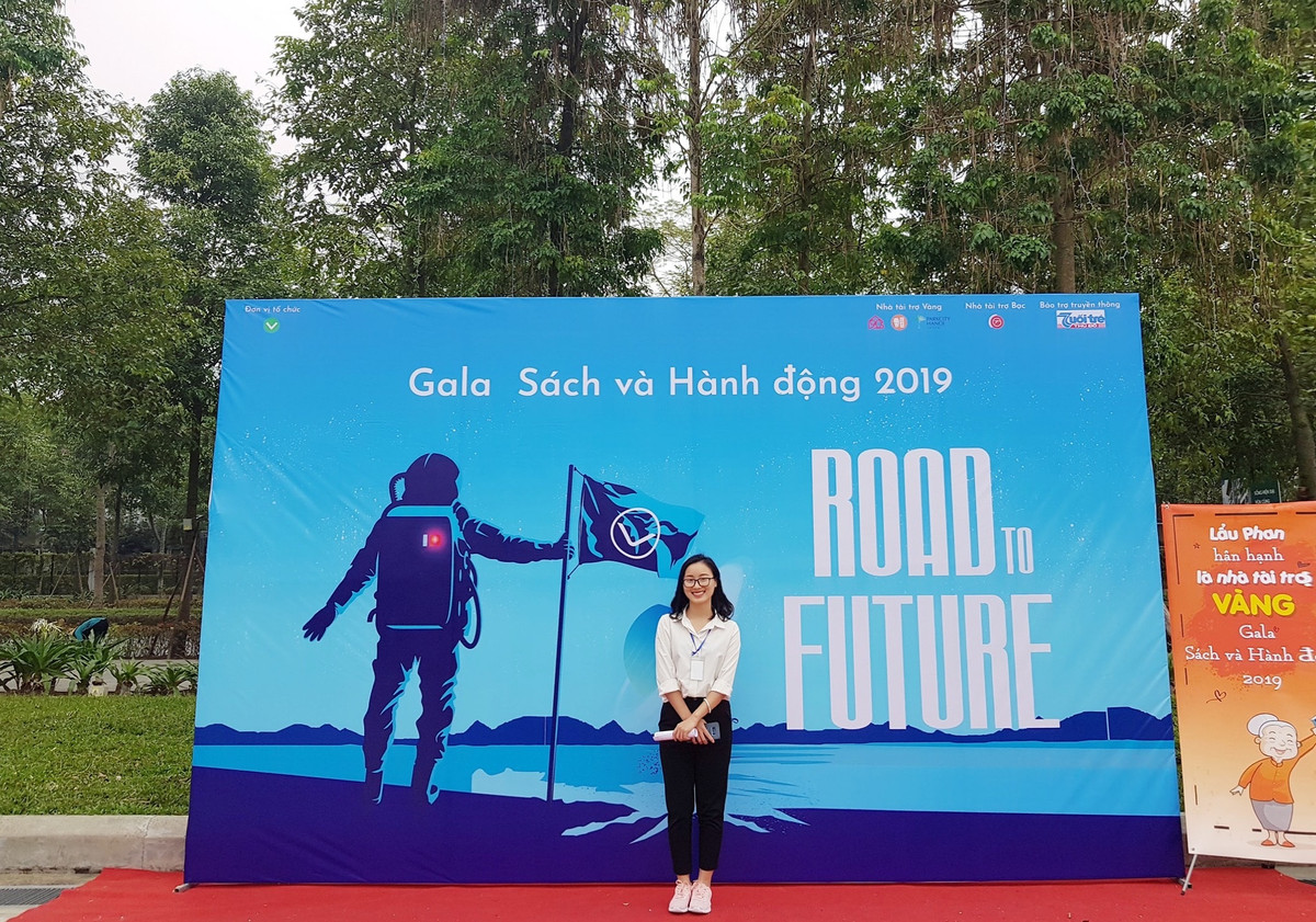 Nu 9x tuoi Dan: ‘Doc sach cung chinh la de got rua tam hon minh’-Hinh-3