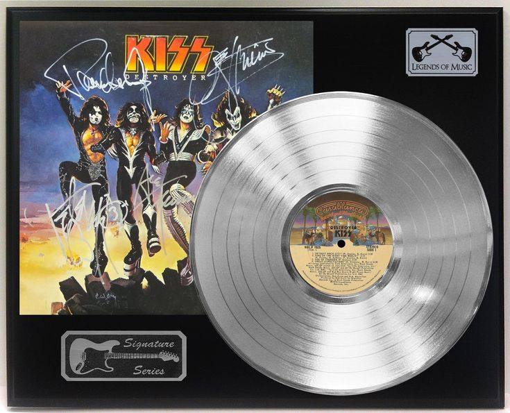  7. Các đĩa nhạc “Platinum” là biểu tượng cho thành công vượt bậc. Trong ngành công nghiệp âm nhạc, nếu một album bán được hơn 1 triệu bản tại Mỹ, nó sẽ được chứng nhận "đĩa bạch kim" – một trong những mốc son đáng tự hào cho bất kỳ nghệ sĩ nào. Ảnh: Pinterest.