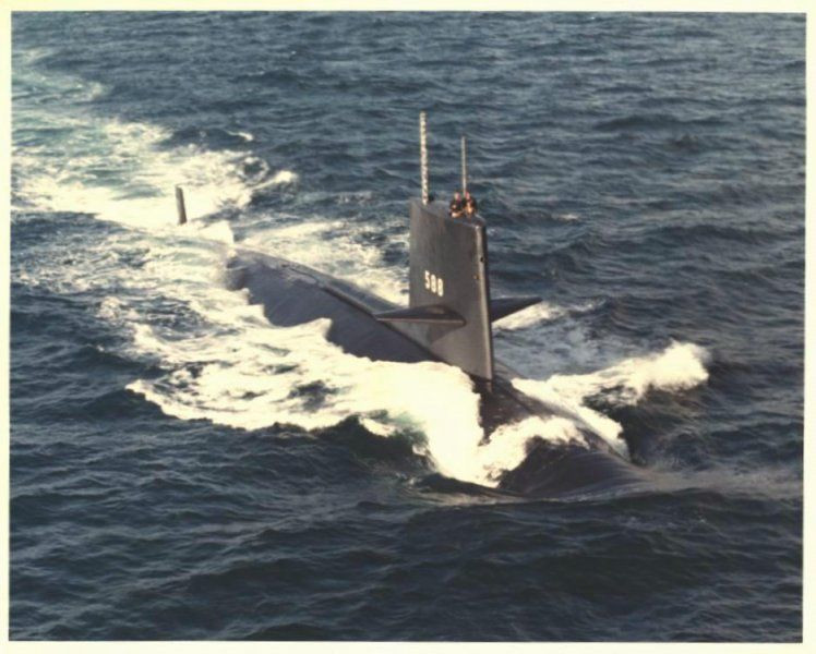  4. USS Scorpion được phát hiện dưới đáy Đại Tây Dương. Vài tháng sau khi mất tích, xác tàu USS Scorpion được tìm thấy ở độ sâu khoảng 3.000 mét dưới đáy Đại Tây Dương, cách quần đảo Azores khoảng 740 km về phía tây nam. Ảnh: Pinterest.