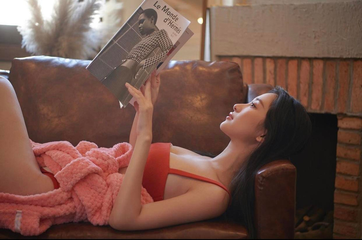 Duong cong cua “co be tra sua Viet” lieu co “ap dao” Minh Hang trong phim moi?-Hinh-4