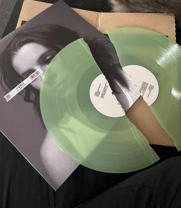 ĩa nhạc mong chờ bấy lâu này và khi mở gói hàng được ship.