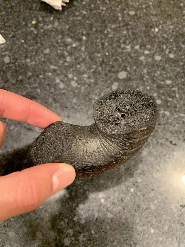 Miếng bánh được làm nóng tận 10 phút