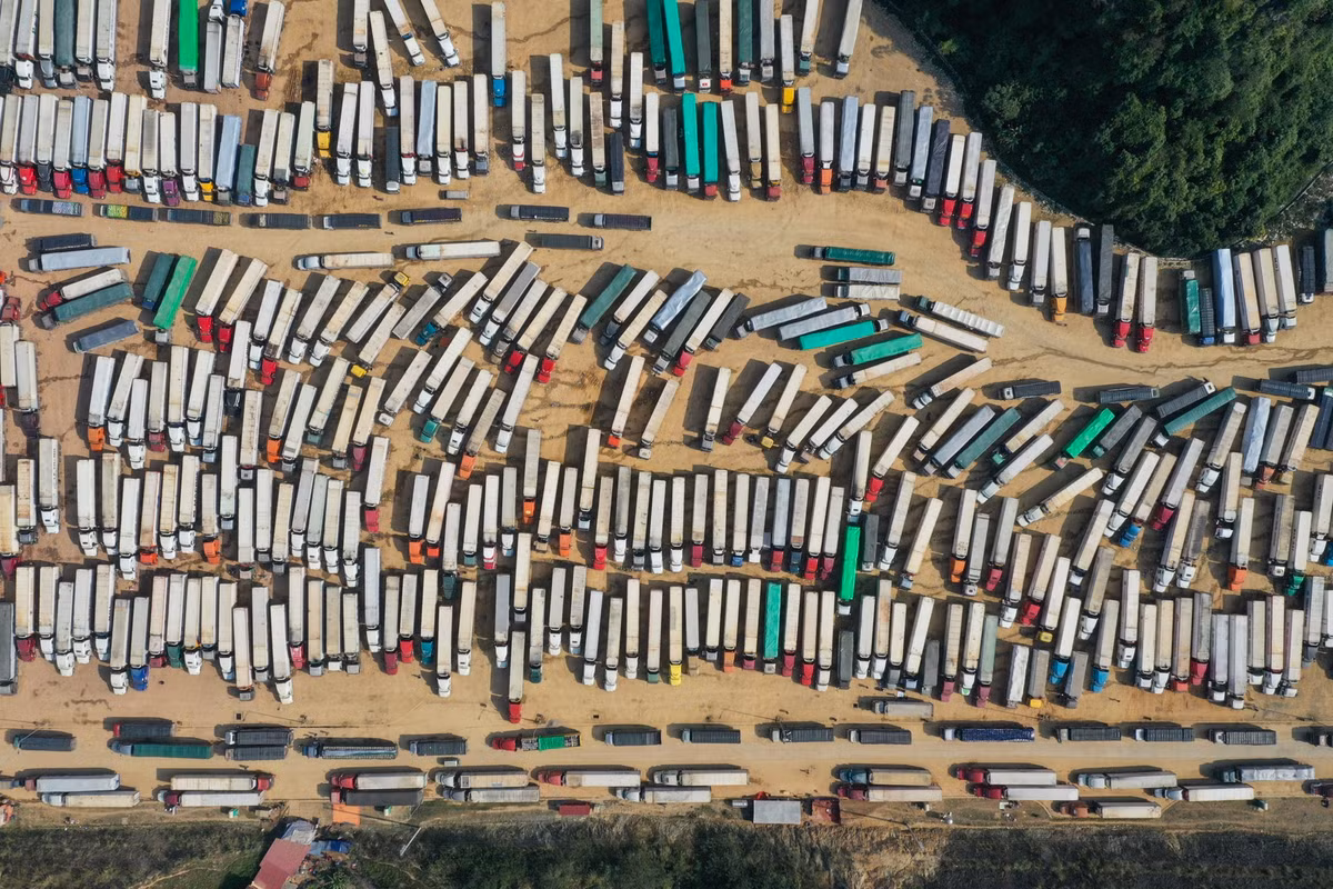 Tính đến sáng 18/12 đã có hơn 4.500 xe container kẹt lại các cửa khẩu của Lạng Sơn là Tân Thanh, Hữu Nghị và Chi Ma. Hiện phía cửa khẩu Trung Quốc chưa có thêm thông báo gì về tình trạng này.