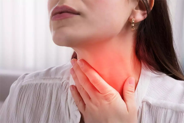 Mat bao lau nguoi nhiem Omicron moi boc lo trieu chung?