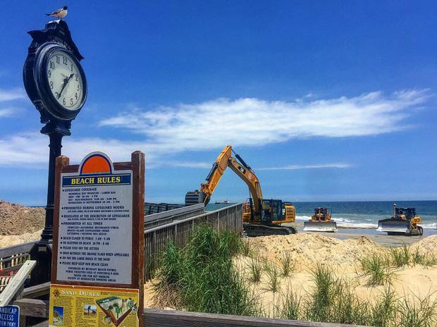 ảm giác lúc ấy sẽ ra sao khi ta đặt chân đến một bãi biển và phát hiện nó cấm du khách tham quan vì đang sửa chữa?