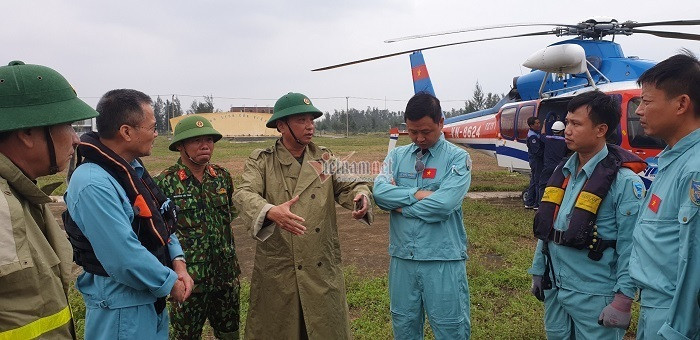 Tam nguoi mac ket tren tau duoc cuu song, mot nguoi tu nan-Hinh-3
