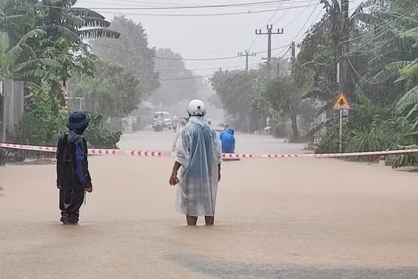 Du bao thoi tiet 11/10, mien Trung co noi mua dac biet to