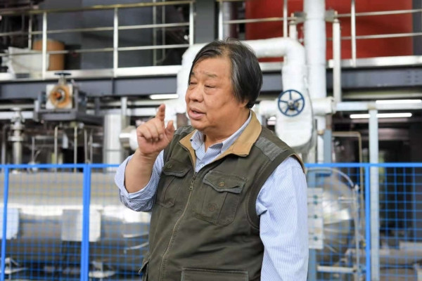 Chia sẻ về thành công này, giáo sư Từ Hồng Kiệt cho biết nhóm của ông đã chọn con đường khó khăn nhưng đúng đắn. Đó là việc tập trung vào giải pháp thực tiễn, thay vì chỉ theo đuổi nghiên cứu để công bố để lấy thành tựu về mặt học thuật.