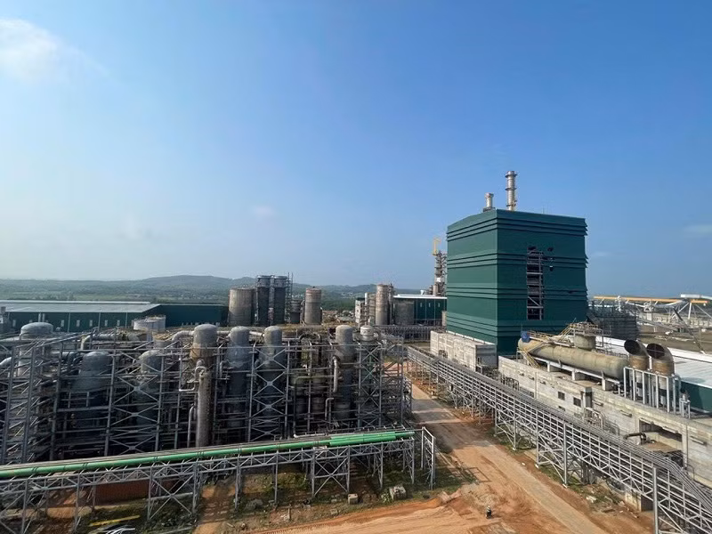 Quang Ngai thao go vuong mac cho nha may bot giay 10.000 ty