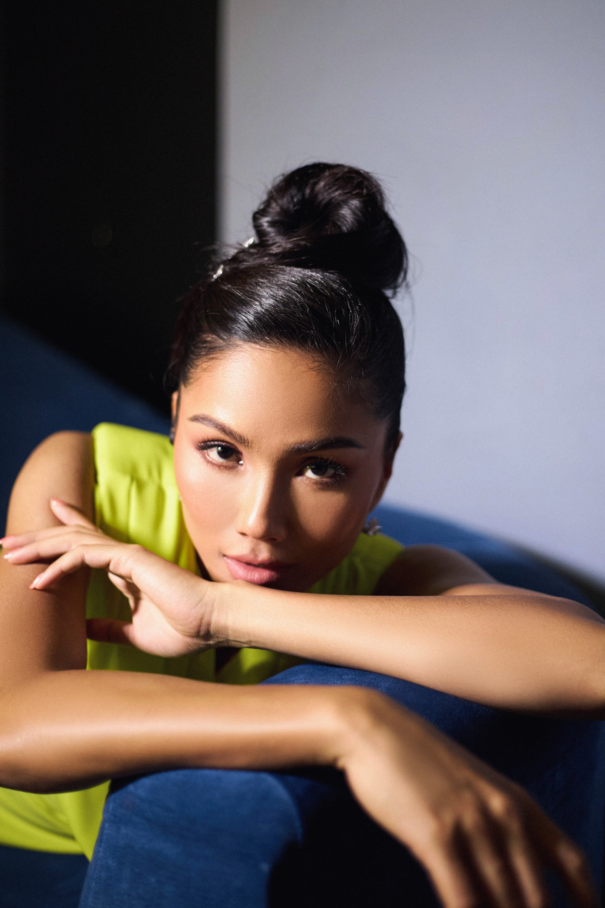 Trang Fanpage H’Hen Niê được thành lập ngay sau khi cô đăng quang Hoa hậu Hoàn vũ Việt Nam 2017, là một kênh kết nối H’Hen Niê và khán giả, đăng tải hình ảnh, thông tin và cập nhật lịch trình làm việc, cuộc sống sinh hoạt hằng ngày của H’Hen Niê.