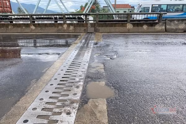 Video: Quoc lo nghin ty chua het bao hanh da xuong cap nghiem trong-Hinh-8