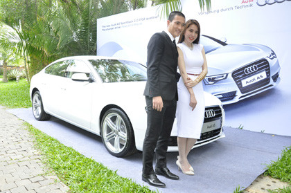 Audi A5 Sportback được trang bị động cơ tăng áp phun xăng trực tiếp 2.0 TFSI, công suất 211 mã lực và mô-men cực đại 350Nm. Cùng với đó là hệ thống dẫn động 4 bánh chủ động toàn thời gian quattro, với hộp số S-tronic 7 cấp sang số nhanh, mang đến mức tiêu thụ nhiên liệu chỉ 7 lít/100km.