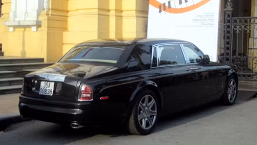 Chiếc xe có số thứ tự "01" của một đại gia Ninh Bình